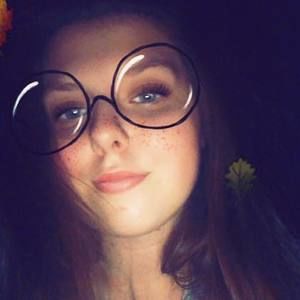 Meet your Posher, Lacey